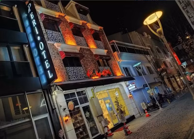 Peri 26 Hotel