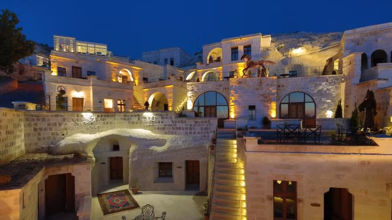 Phocas Cave Suites - 3