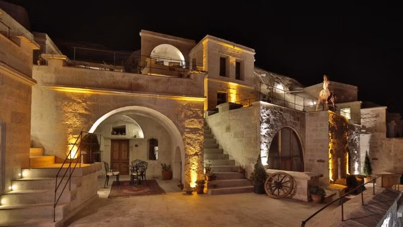 Phocas Cave Suites — 5