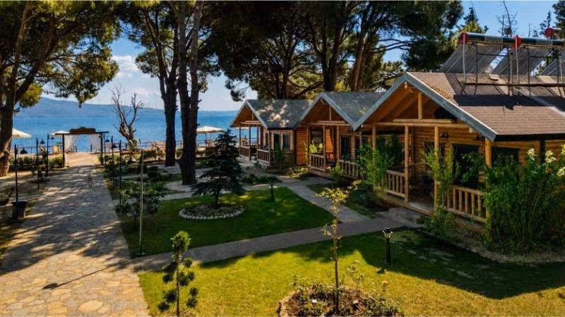 Pino Mar Luxury Bungalows - 3