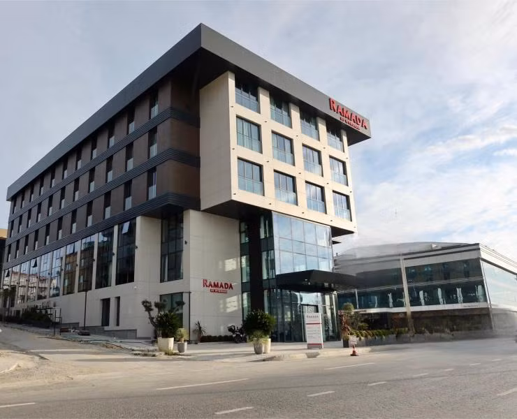 Ramada By Wyndham İstanbul Airport Arnavutköy — 9