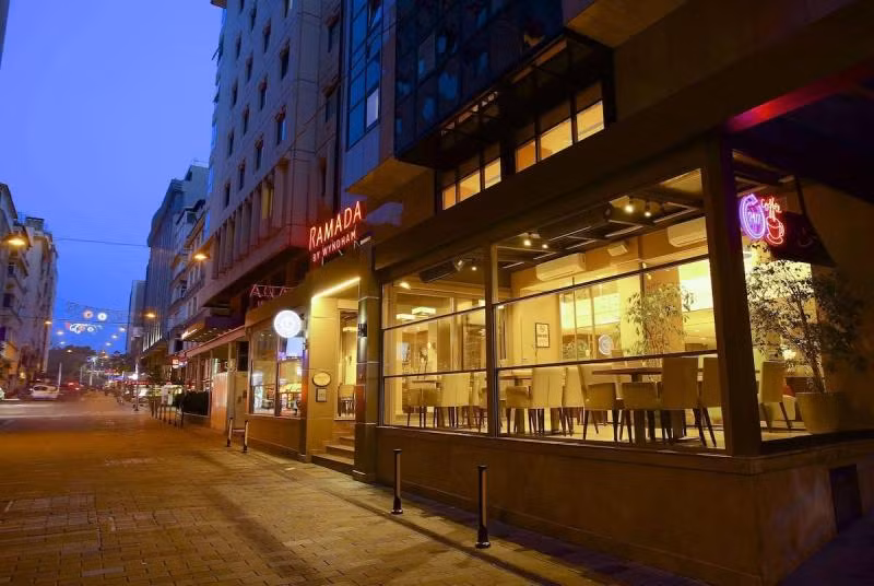 Ramada By Wyndham İstanbul Taksim - 3