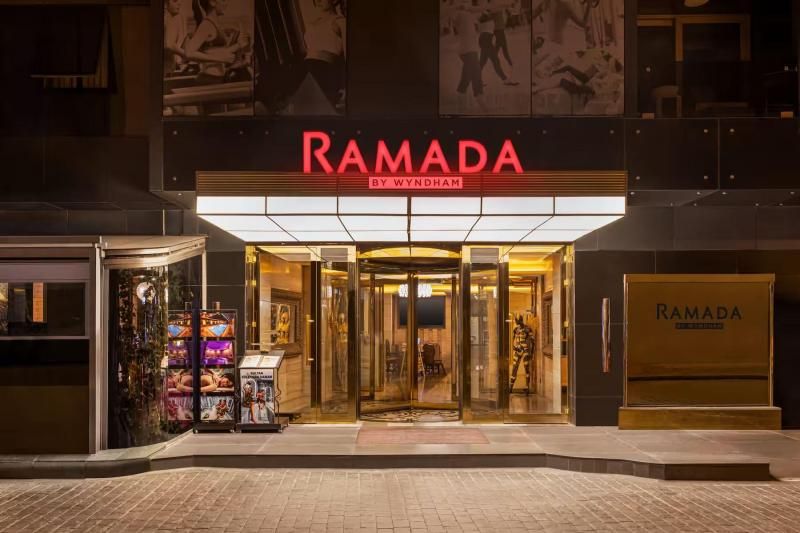 Ramada by Wyndham İstanbul Pera - 1