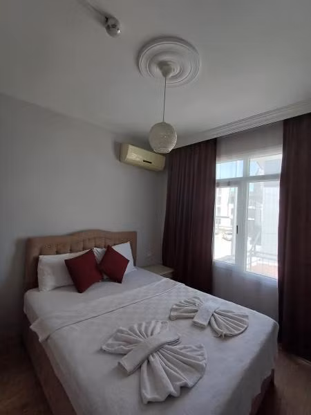 Renos Otel Cafe Sığacık - 2