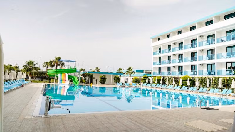 Rizom Beach Hotel - 4
