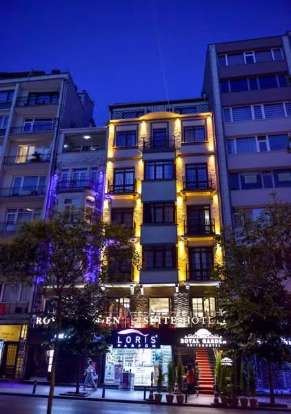 Royal Garden Suite and Hotel
