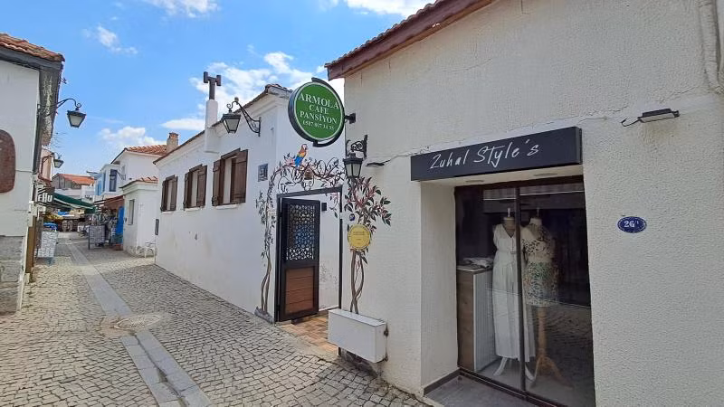 Sığacık Armola Pansiyon Cafe - 1