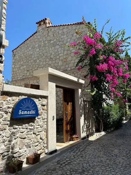 Samadhi Alaçatı