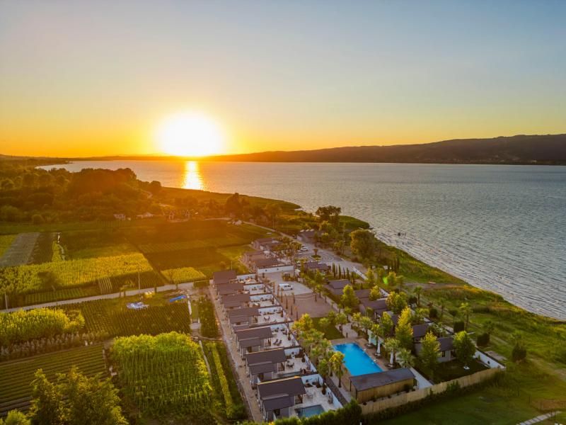 Sapanca Göldibi Suit Bungalov