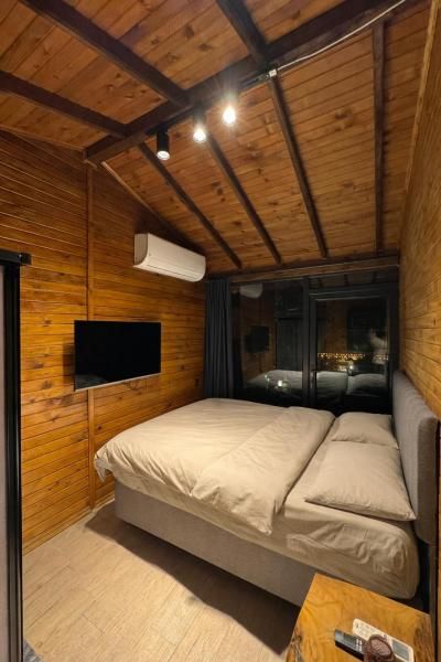 Sapanca MFA Suit Bungalow