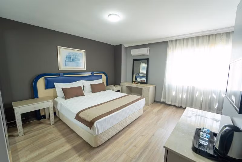 Sever Suites Hotel — 5