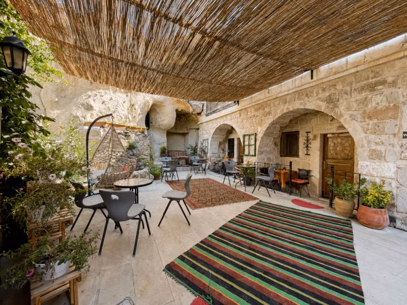 Shiraz Cave Cappadocia — 4
