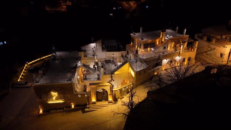 Simurg Cave House