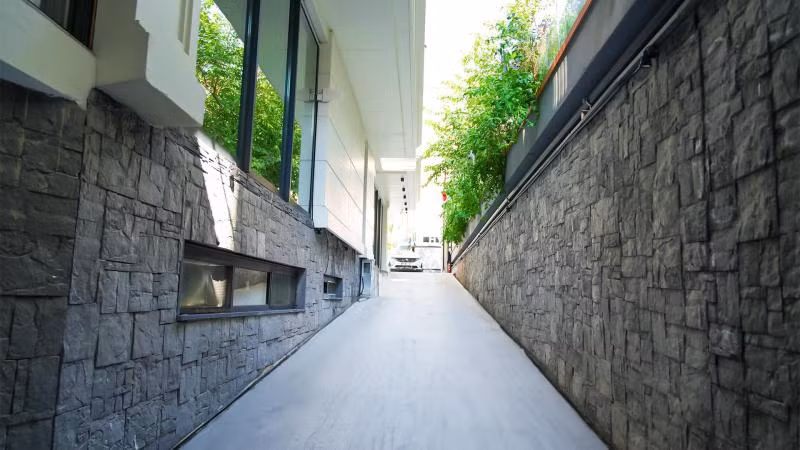 Sky Hill Hotel - 2