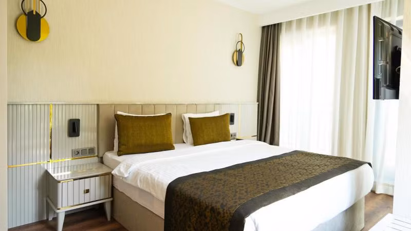 Sky Hill Hotel - 3