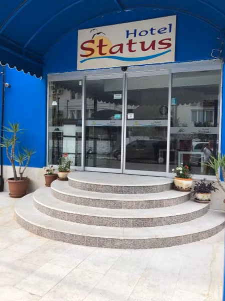 Status Hotel - 2