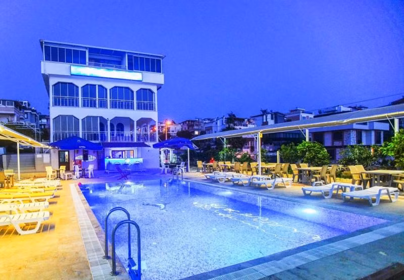 Teras Butik Otel Seferihisar — 2