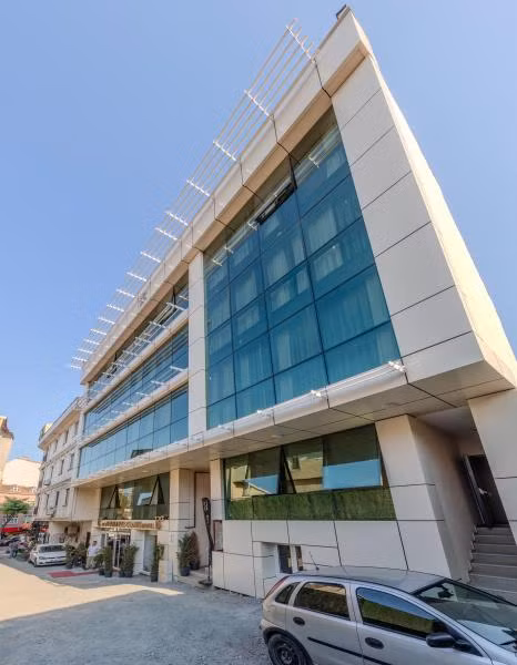 The Business Class Hotel - 3