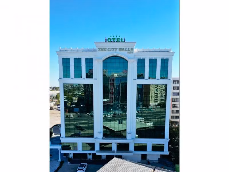 The City Walls Suit Otel