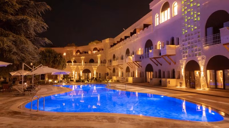 Uçhisar Kaya Otel — 7