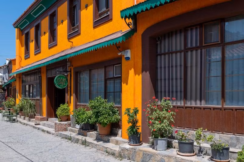 Urla Han Otel — 4