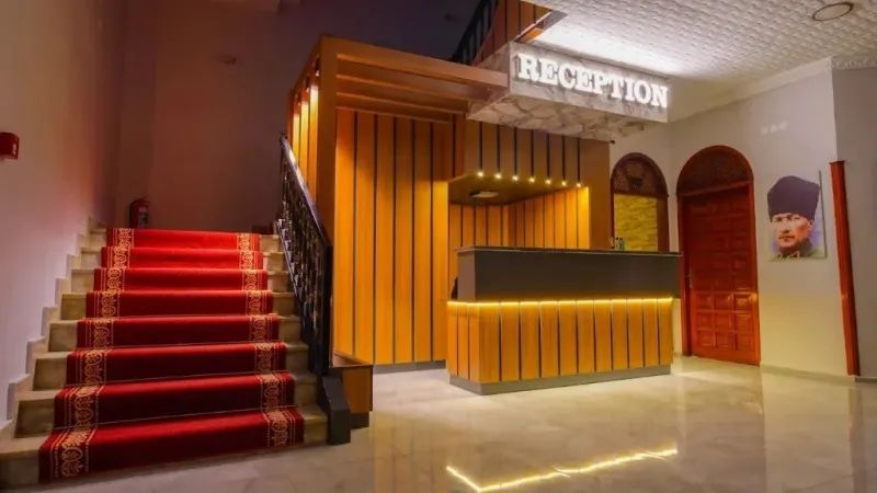 Uz Hotel Premium - 3