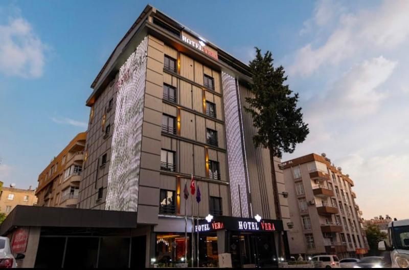Vera Hotel
