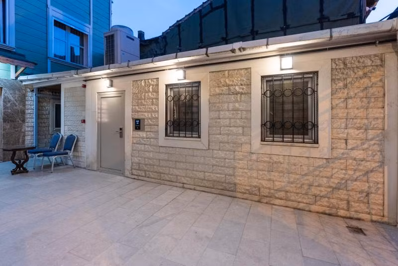Valens Boutique Hotel - 3