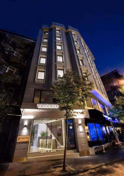 Valente Suites Hotel - 1