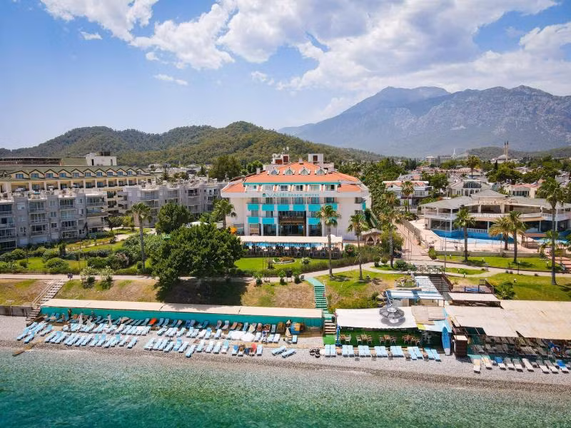 Valeri Beach Hotel - 3