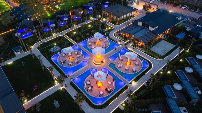 Velour Hotel Restaurant & Spa - 2