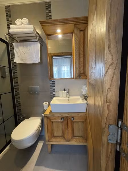 Veziroğlu Apart - 4