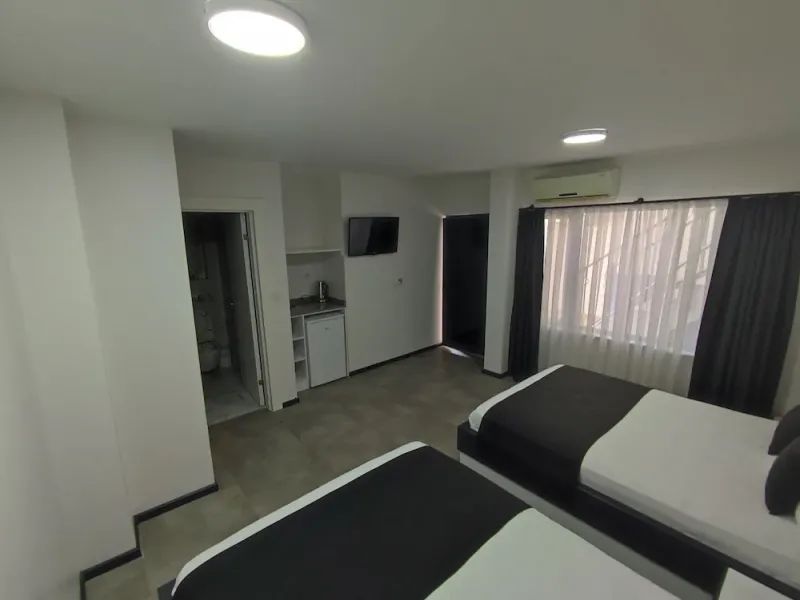 Wb Weekend Otel — 7
