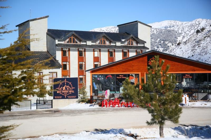 West Davraz Hotel — 2