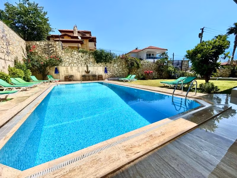 White Suites İçmeler