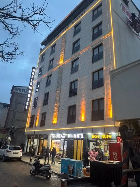 World Say Hotel