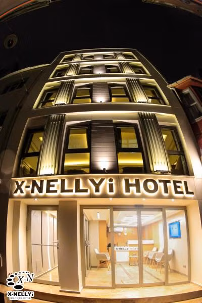 X-Nellyi Hotel