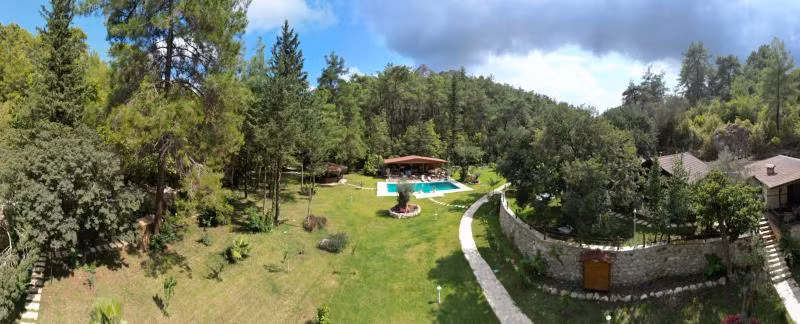 Yusalis Garden Hotel — 10