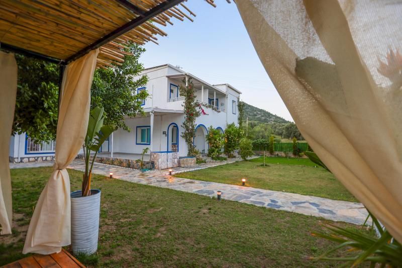 Yalıyanı Pansiyon - 1