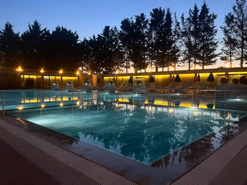Yayoba Hotel - 2