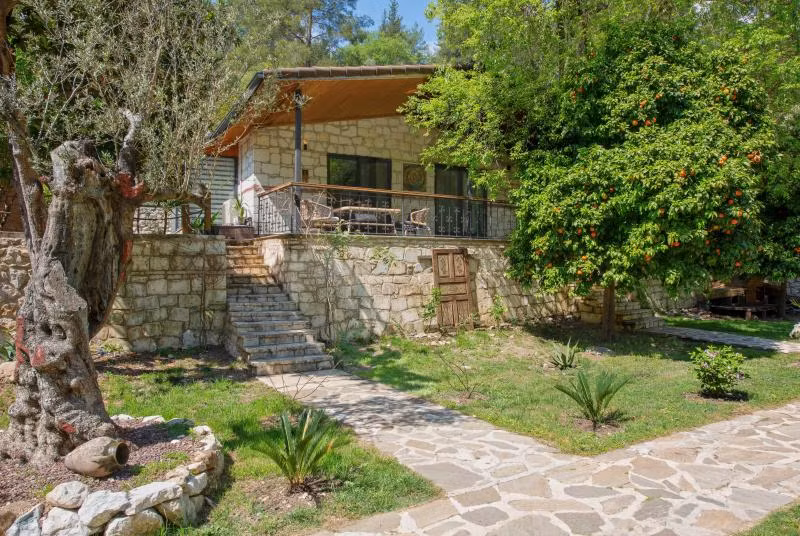 Yusalis Garden Hotel - 1