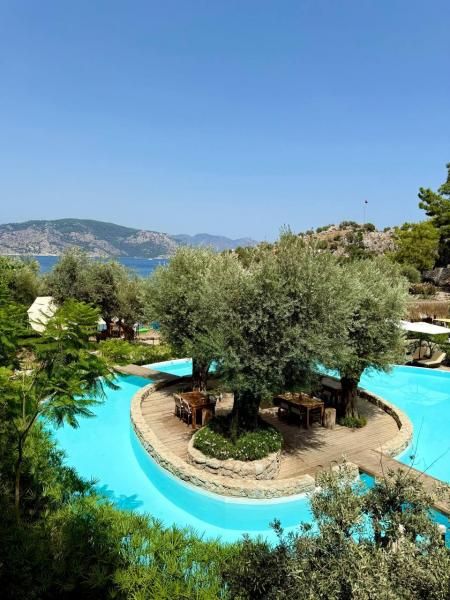 Z Villas Beach Hotel - 1