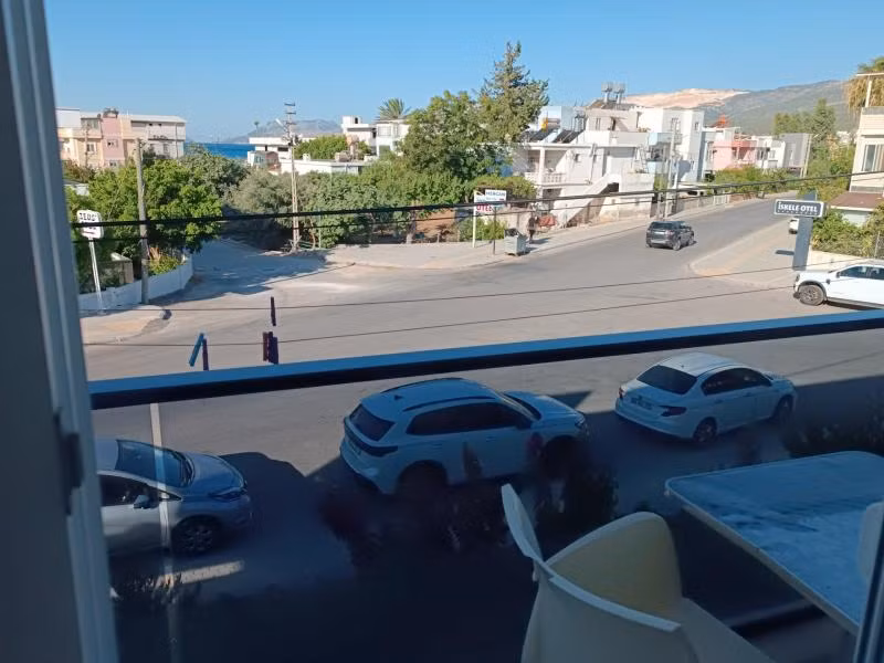 Zeus Otel 2 - 3