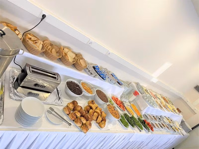 Zümrüt Palas Otel — 6
