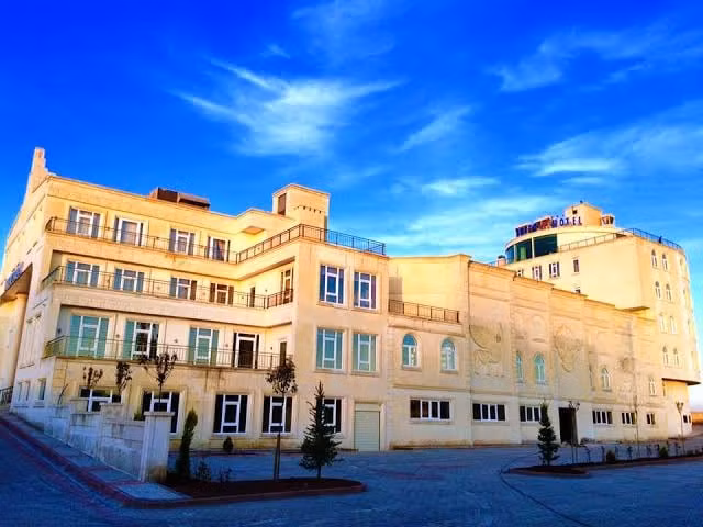 Akitu Hotel — 7