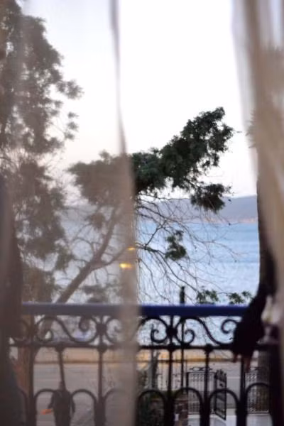 Deniz Önü Otel — 5