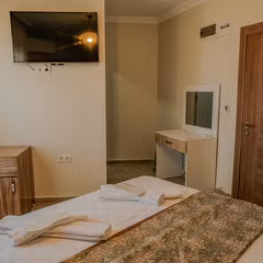 Cunda Demir Otel — 8