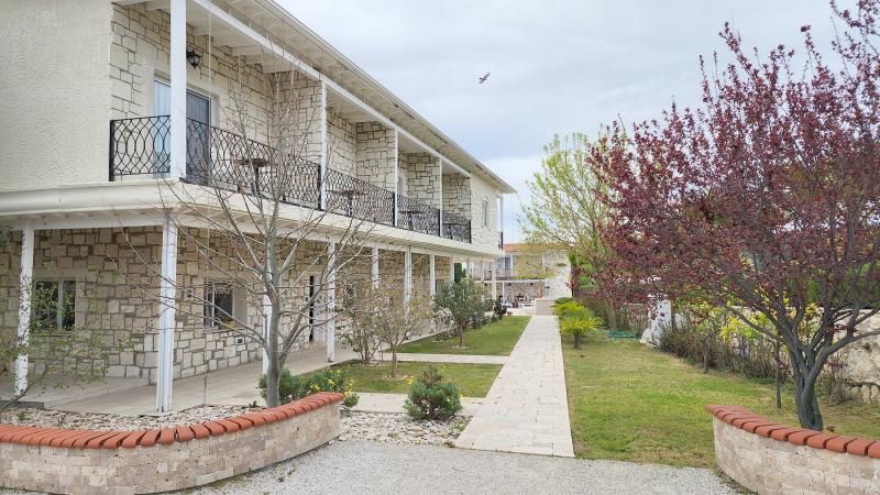 Otel Naturla Göl Evi Urla - 1