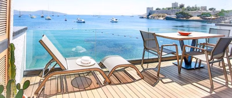 Surfer Caravan Gastro Pub & Suites