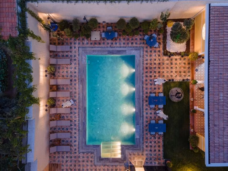 Motif Otel Çeşme - 2